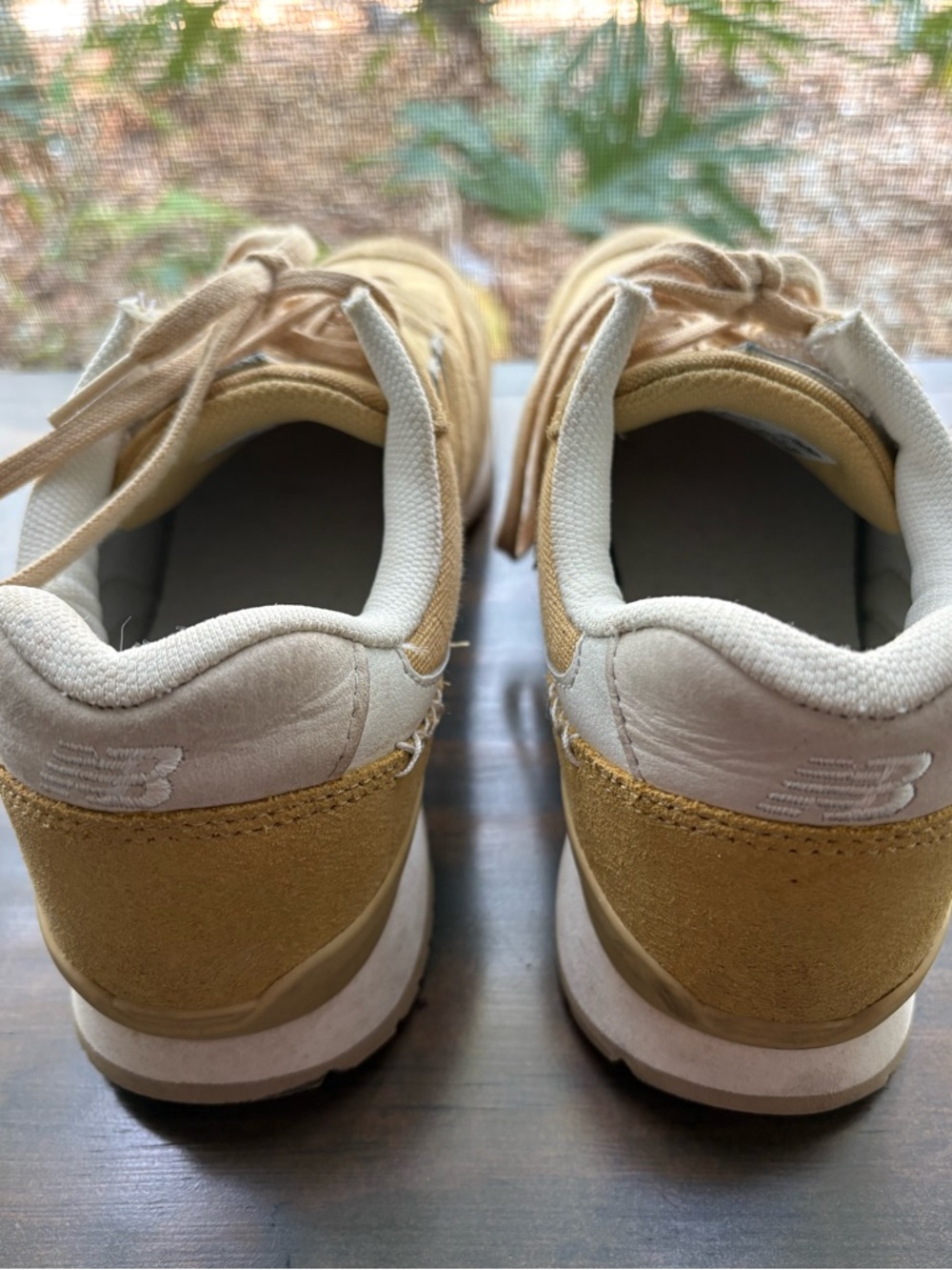 New Balance 696 sneakers• mustard yellow/ tan• women size 8.5 - Picture 8 of 12